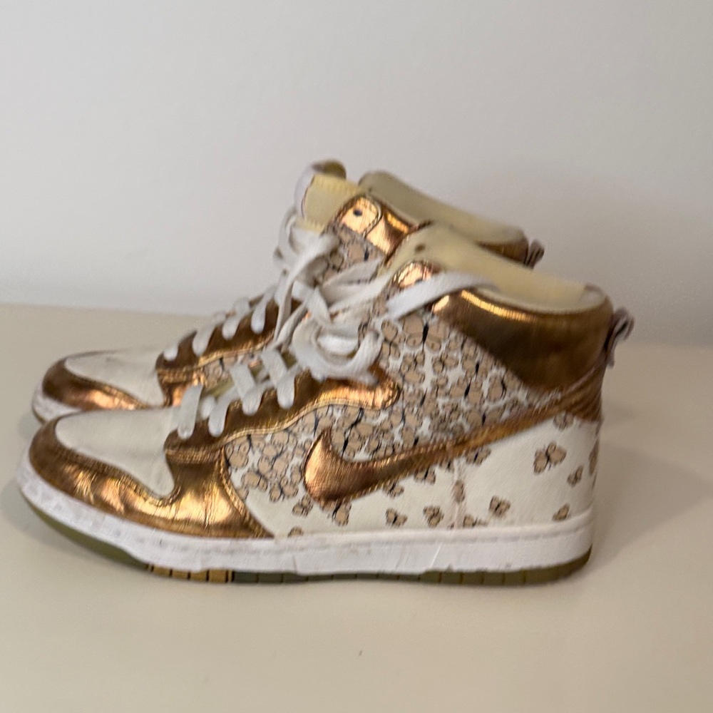 Nike Dunk High – Metallic Gold Butterfly Print (Circa 2008)